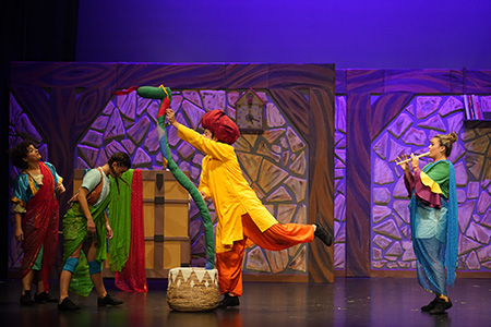 Munduari itzulia 80 egunetan antzezlana